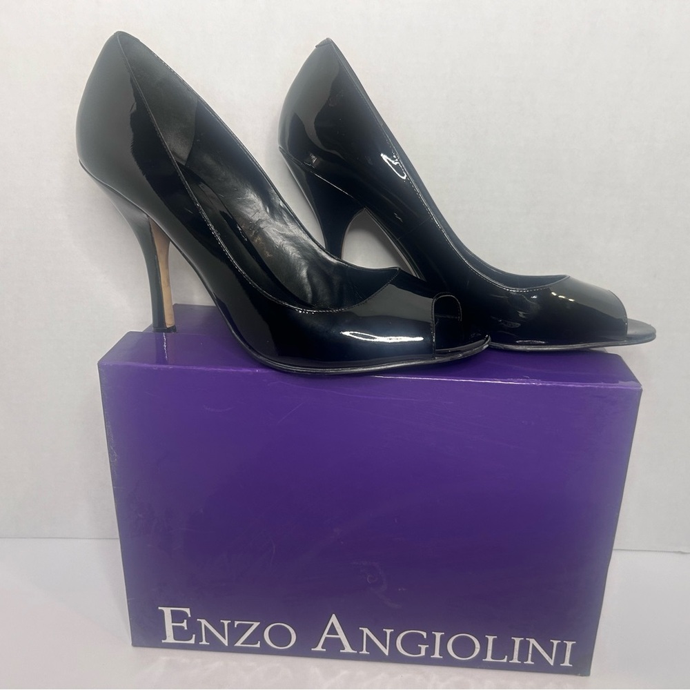 Sexy black patent Enzo Angiolini Heels